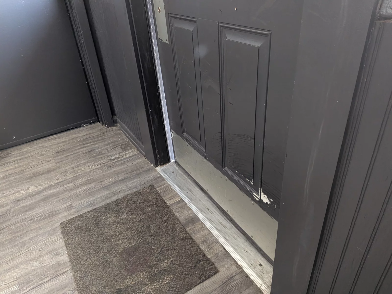 door1.jpg